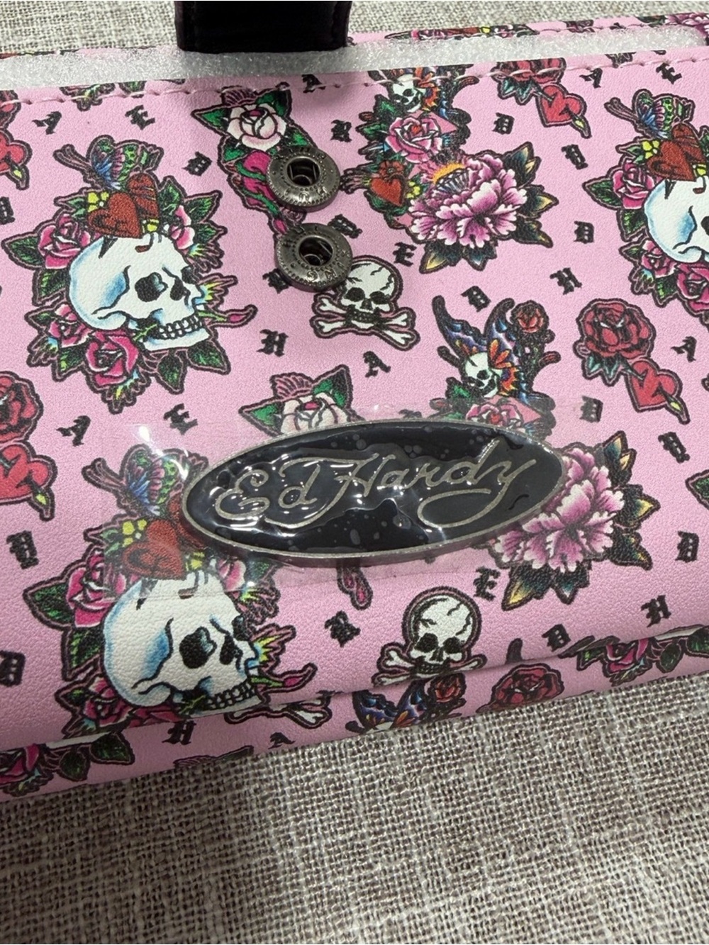 Ed Hardy Pink Wristlet Wallet with Skull & Rose Print - Picture 3 of 6